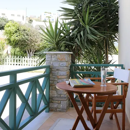 Hotel Brazzera Foinikas