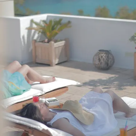 Brazzera Hotel Finikas (Syros)