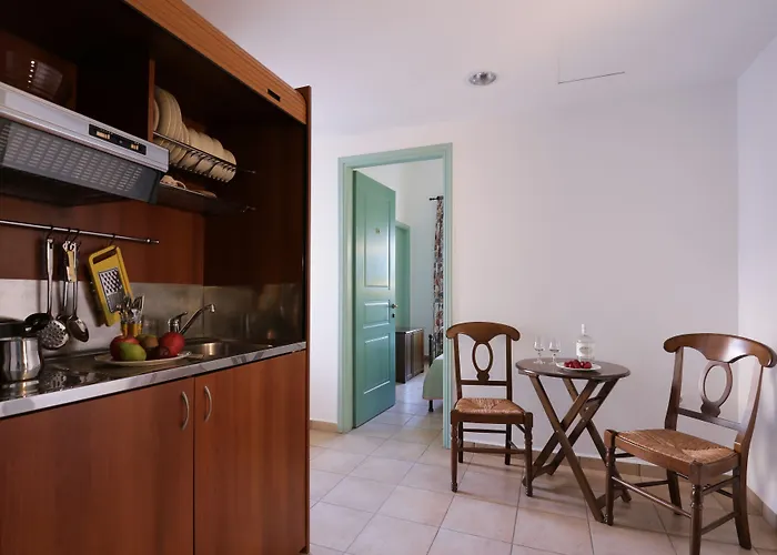 Brazzera Hotell Finikas (Syros)