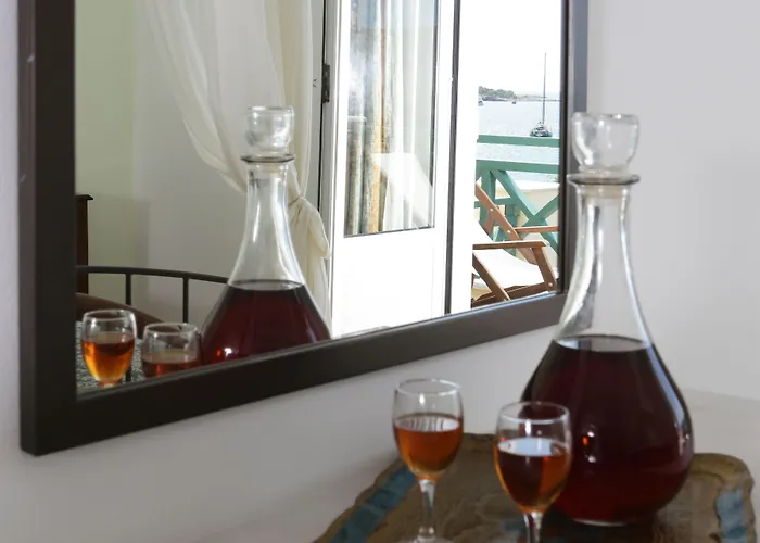 Hotell Brazzera Finikas (Syros)