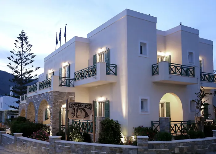 Brazzera Finikas (Syros)